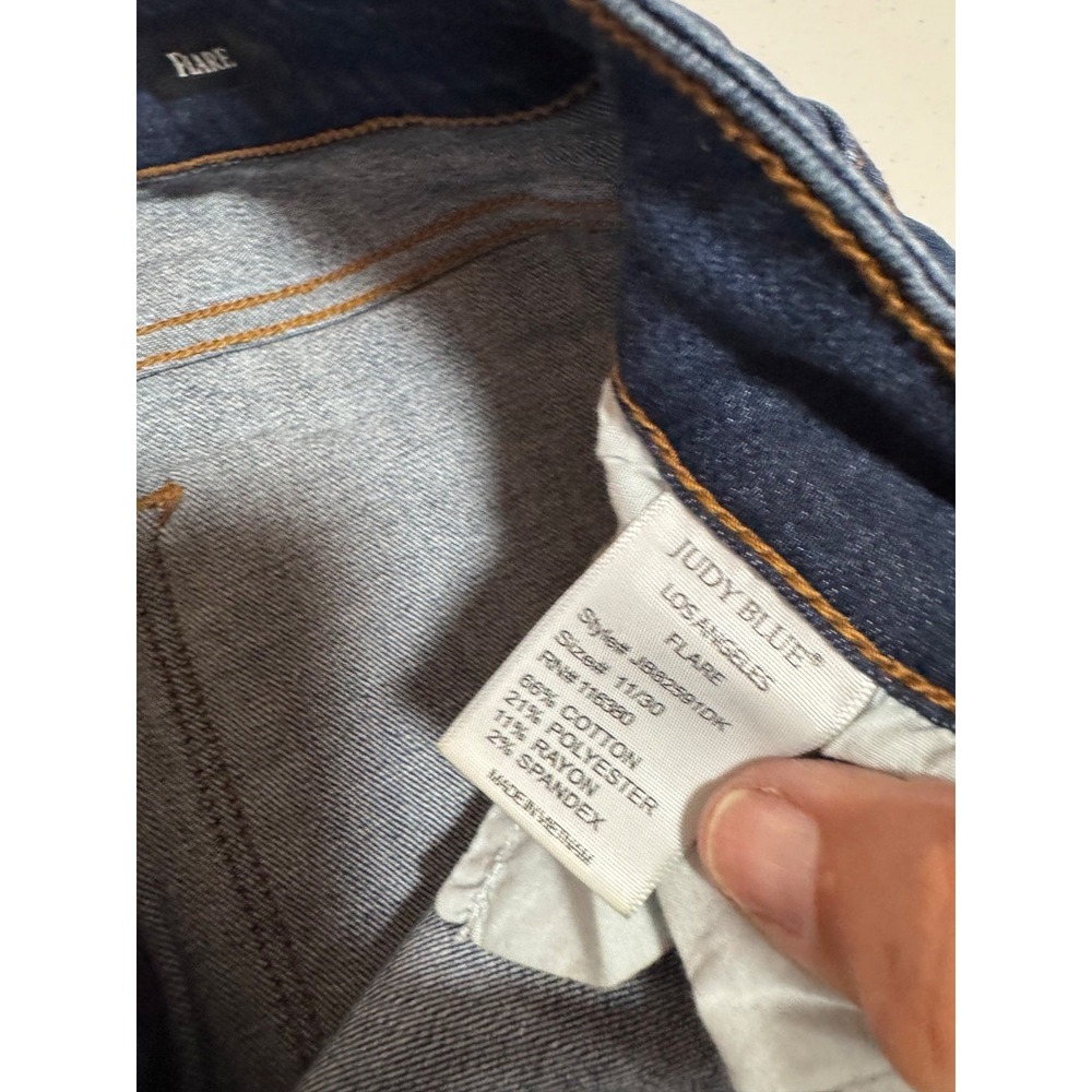 Judy Blue Flare Jeans Womens 11/30 Blue Mid Rise Stretch Raw Hem Boho Denim k - Picture 3 of 5